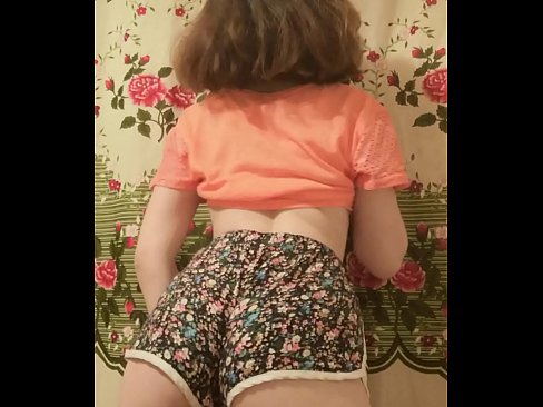 ❤️ Seksual gənc körpə kamera qarşısında şortunu soyundurur ️ Porno fb bizdə ️❤